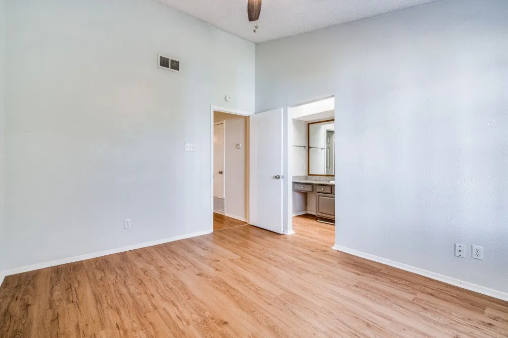 3635 Garden Brook Drive #10100 Farmers Branch, TX 75234