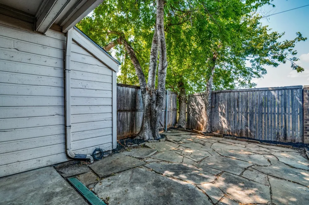 3635 Garden Brook Drive #10100 Farmers Branch, TX 75234