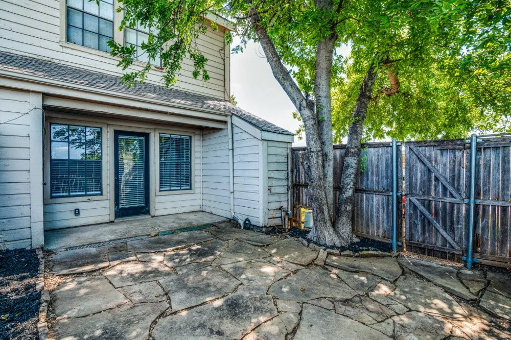 3635 Garden Brook Drive #10100 Farmers Branch, TX 75234
