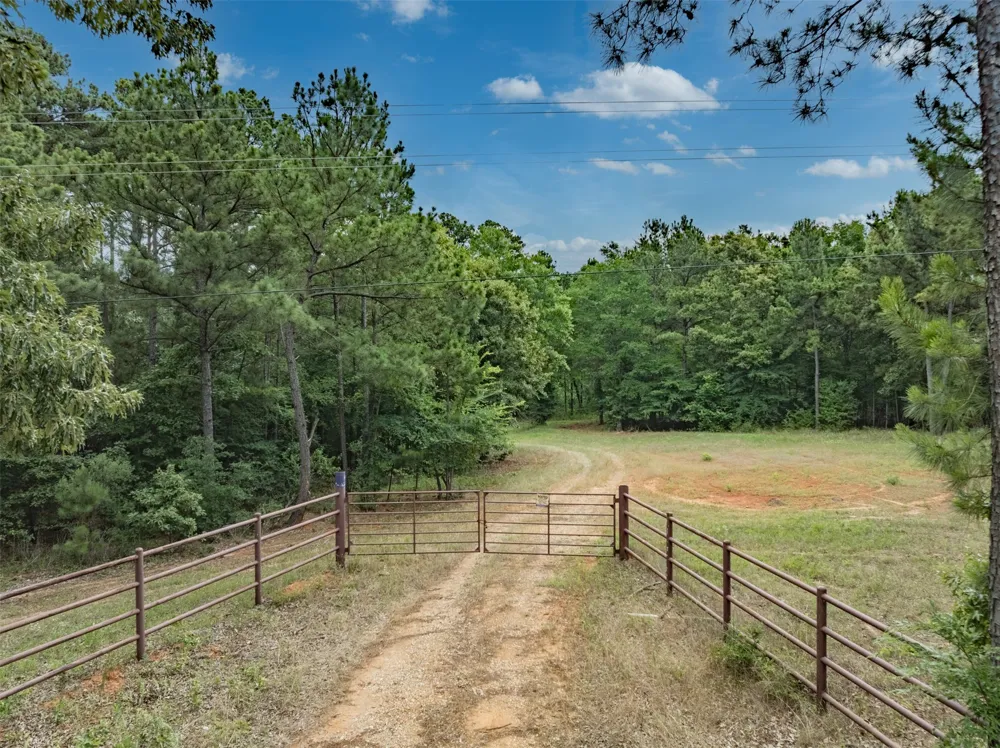 16210 State Highway 110 Lindale, TX 75771
