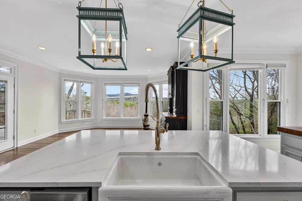 1027 Hunters TRCE Big Canoe, GA 30143