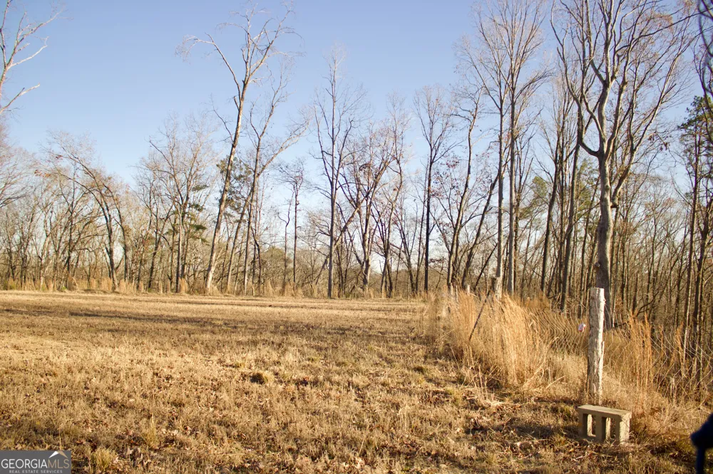 45 Keeling Lake RD SE Cartersville, GA 30121