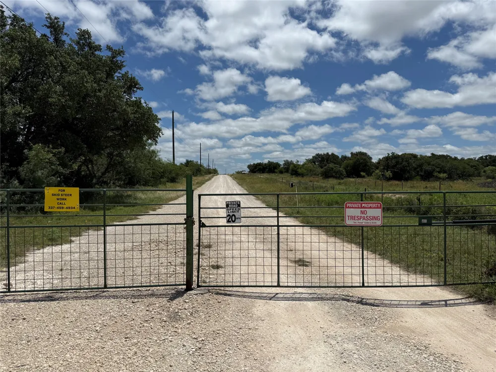 401 Fallow Spur Melvin, TX 76858