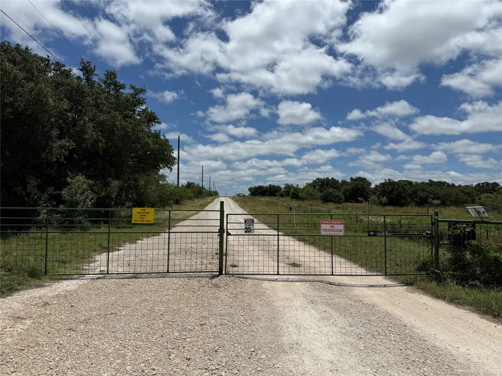 401 Fallow Spur Melvin, TX 76858