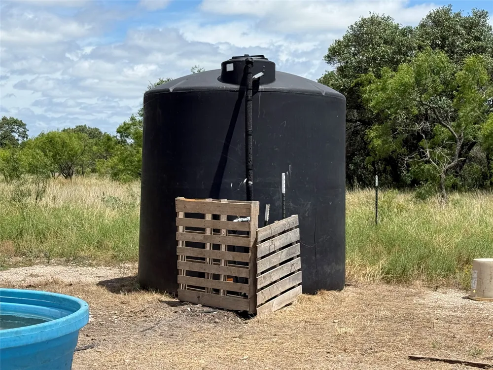 401 Fallow Spur Melvin, TX 76858