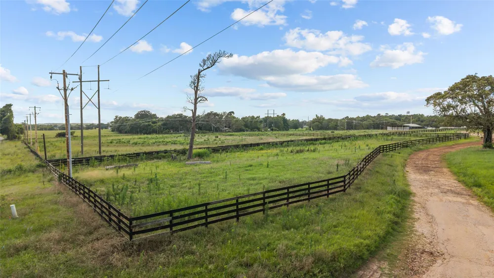 3216 Old Ewing Road Lufkin, TX 75901