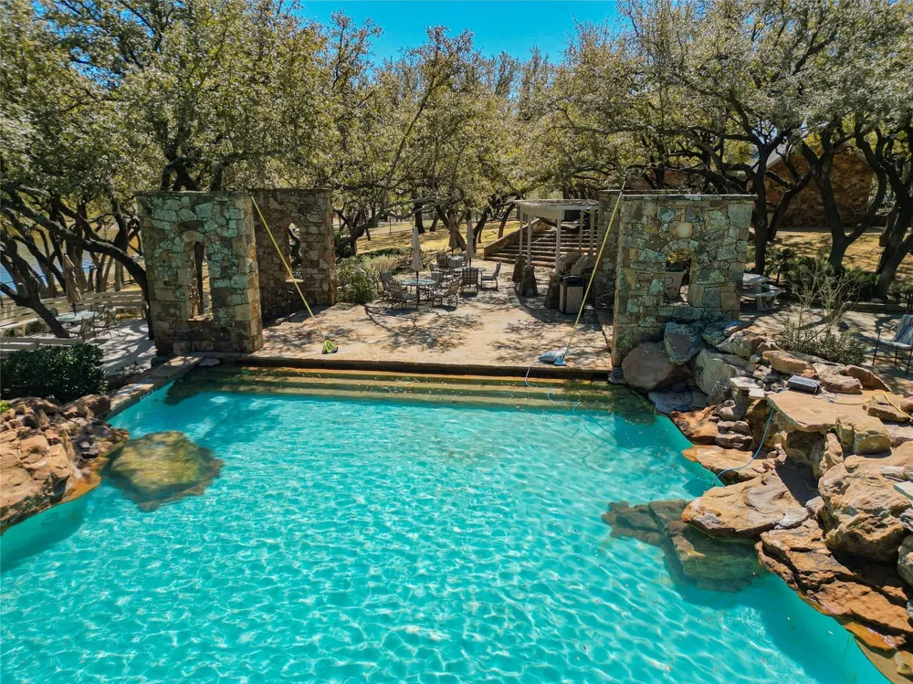 1020 Highland Drive Possum Kingdom Lake, TX 76449
