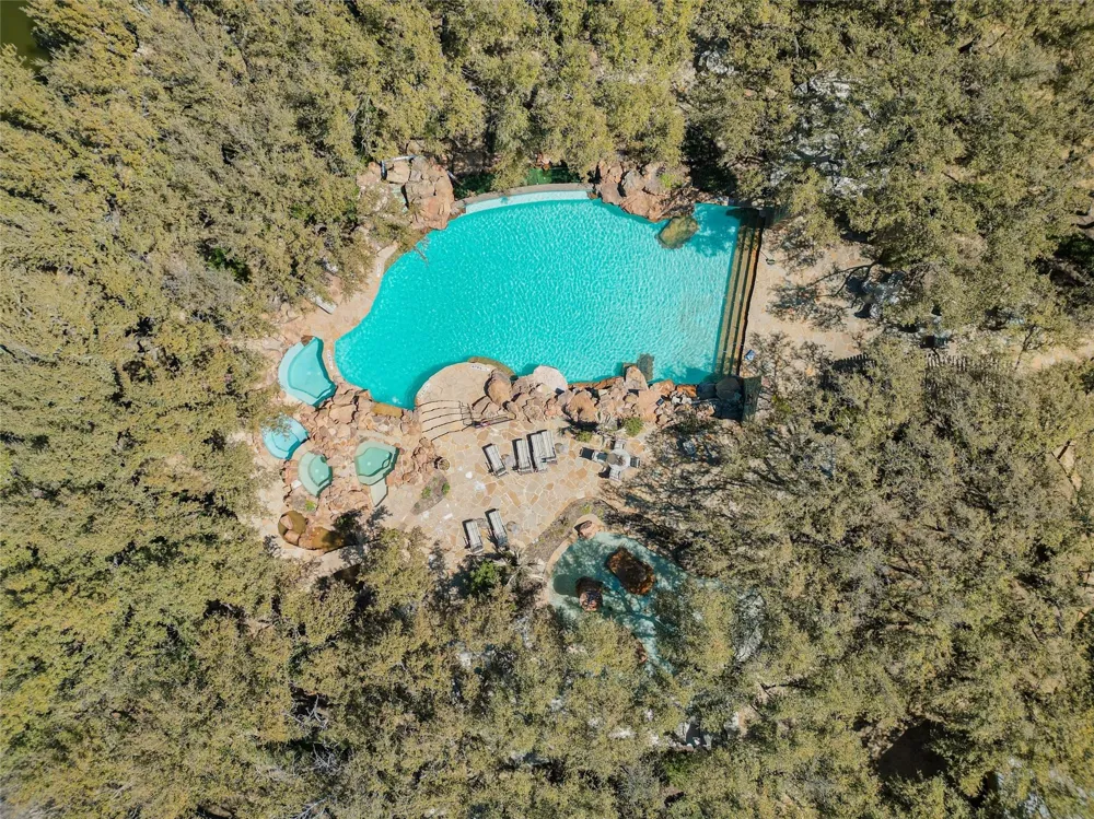 1020 Highland Drive Possum Kingdom Lake, TX 76449