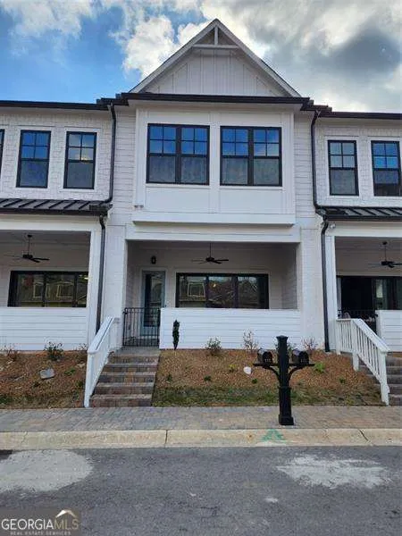 633 Stickley Oak WAY