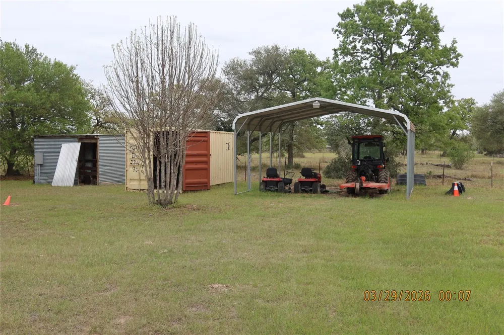 1028 Gun Rose Lane Columbus, TX 78934