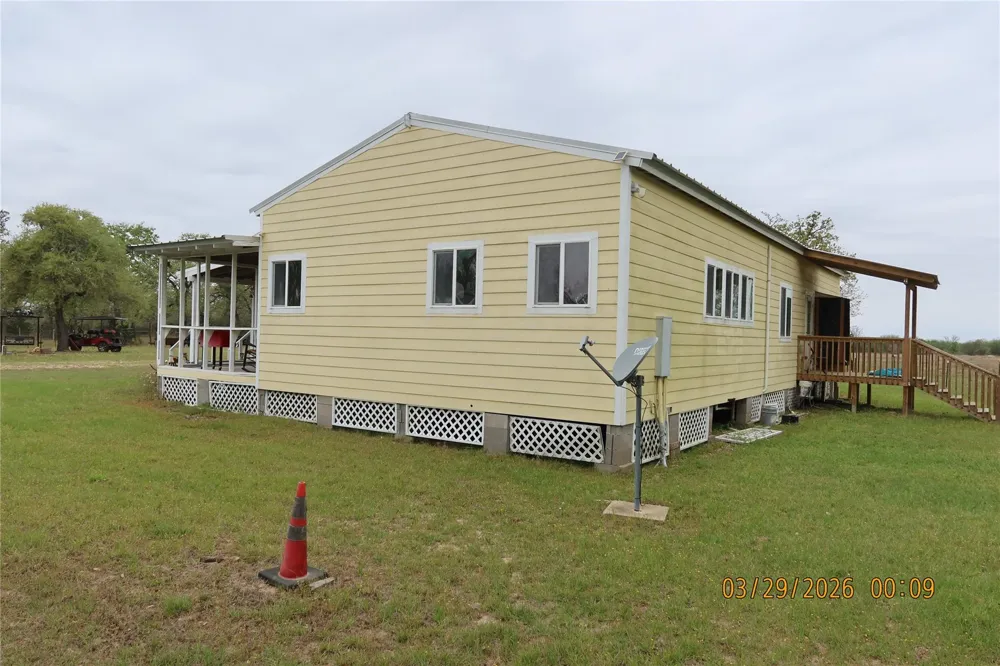 1028 Gun Rose Lane Columbus, TX 78934