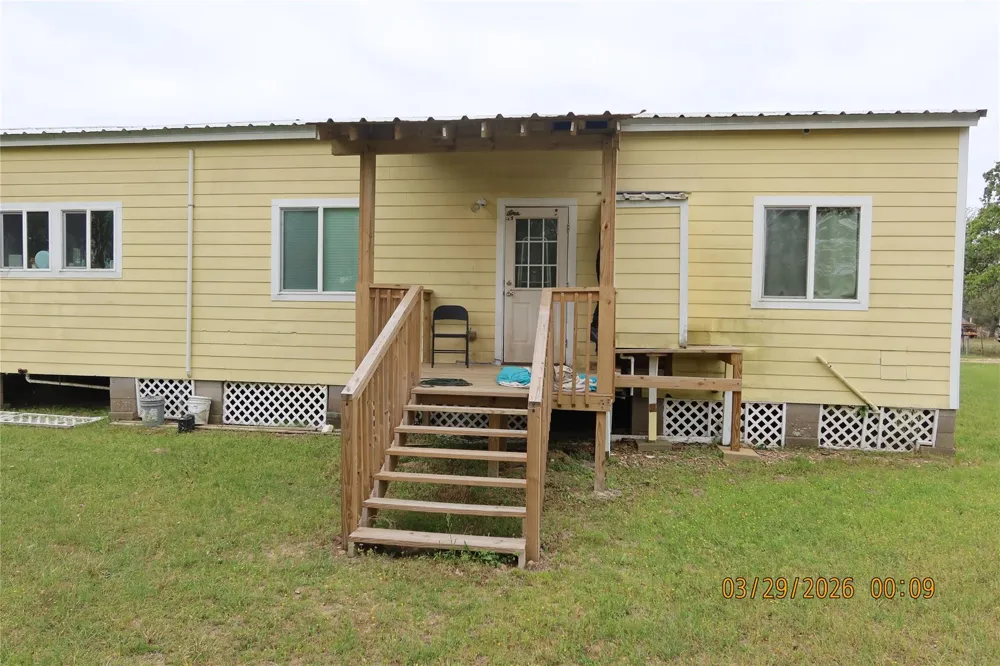 1028 Gun Rose Lane Columbus, TX 78934