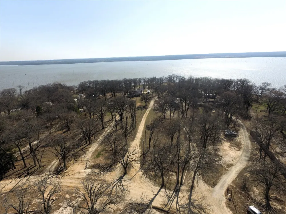 8087 Lakeview Drive Quinlan, TX 75474