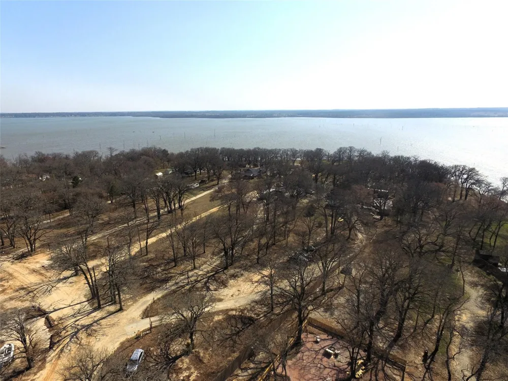 8085 Lakeview Drive Quinlan, TX 75474