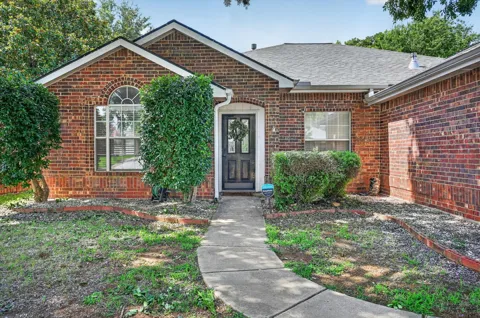 3208 Cliff Oaks Drive