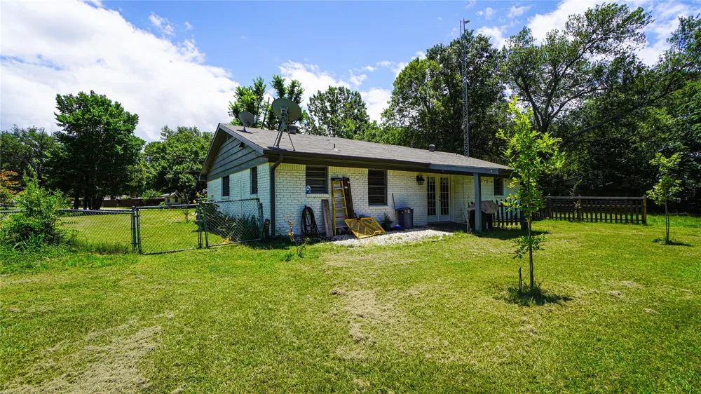 340 Northside Quinlan, TX 75474