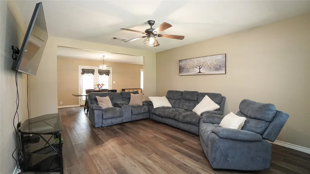 340 Northside Quinlan, TX 75474