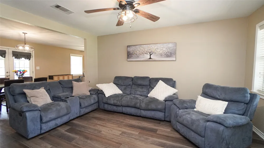 340 Northside Quinlan, TX 75474