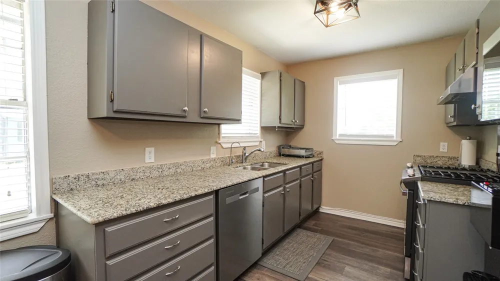 340 Northside Quinlan, TX 75474