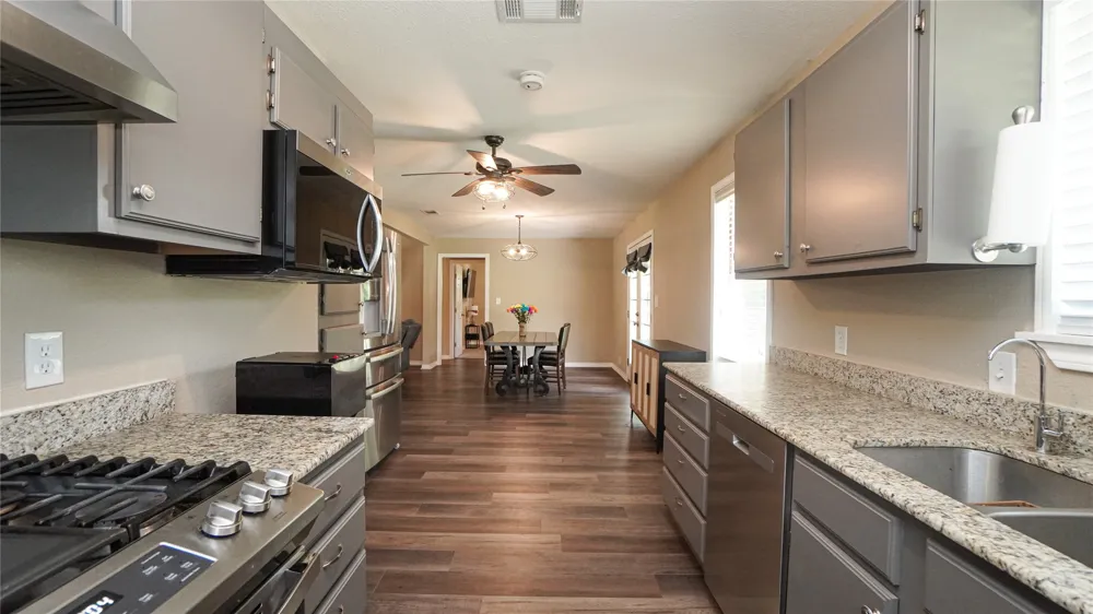340 Northside Quinlan, TX 75474