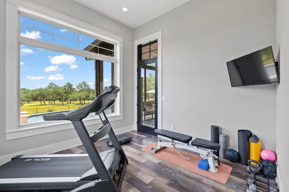 1457 Avenida High View Driftwood, TX 78619