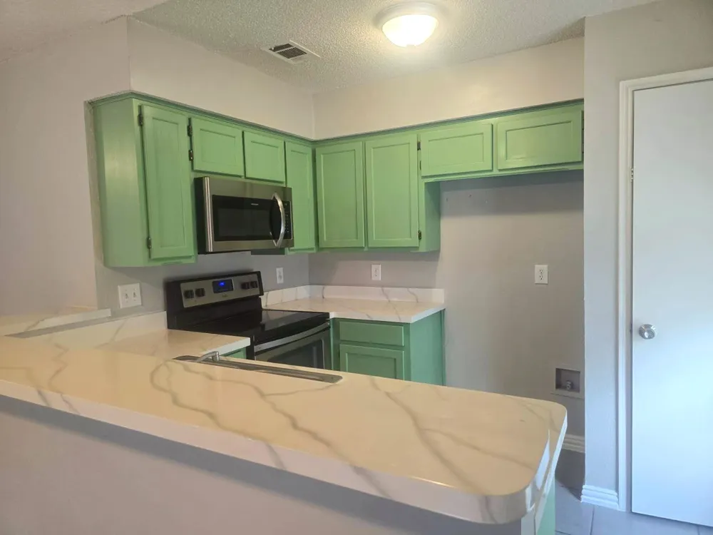 1007 Mitchell Lane Burleson, TX 76028