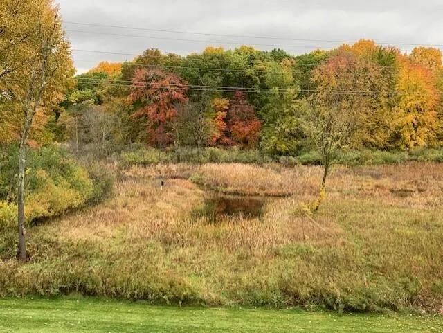 6945 Hunters Creek Kalamazoo, MI 49048