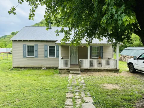 1611 Knob Creek Rd