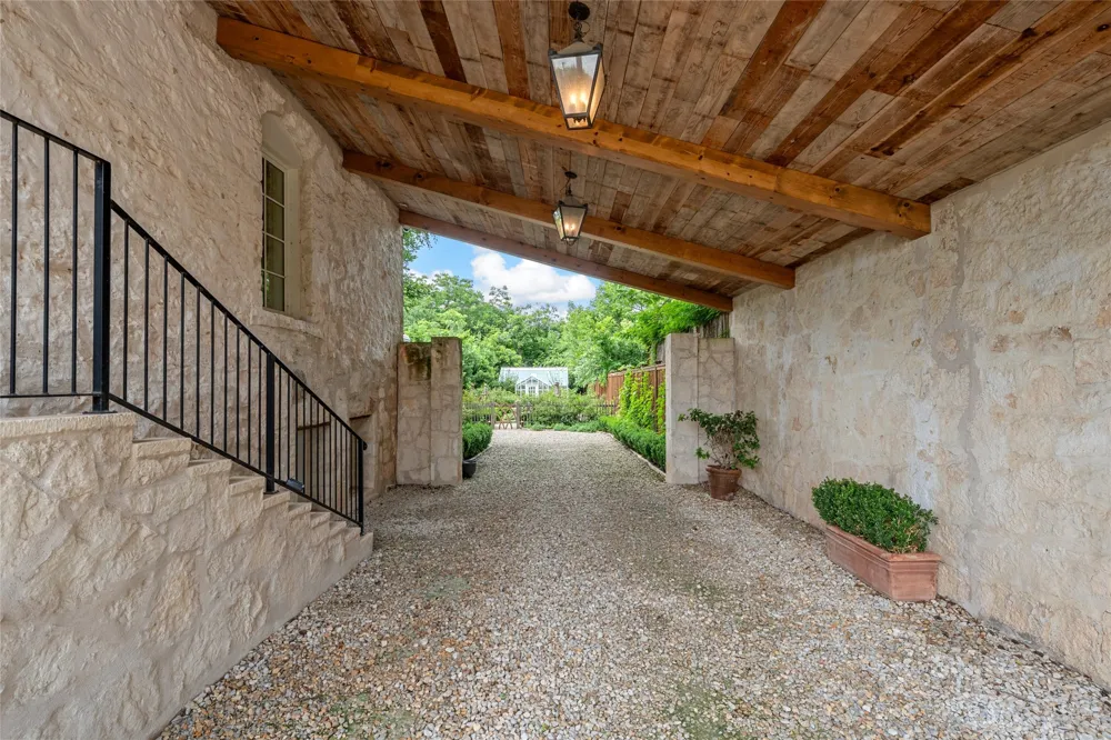 401 E Avenue A Valley Mills, TX 76689