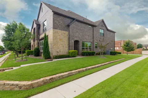 3000 Gaylord Drive