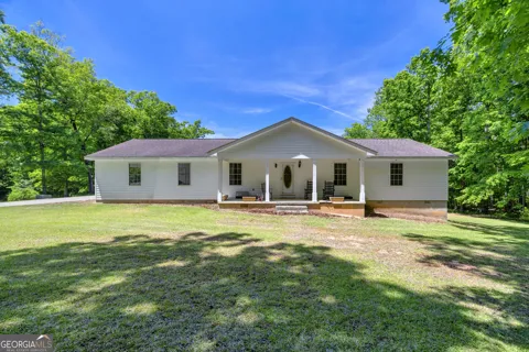 1014 Adams Clarke RD