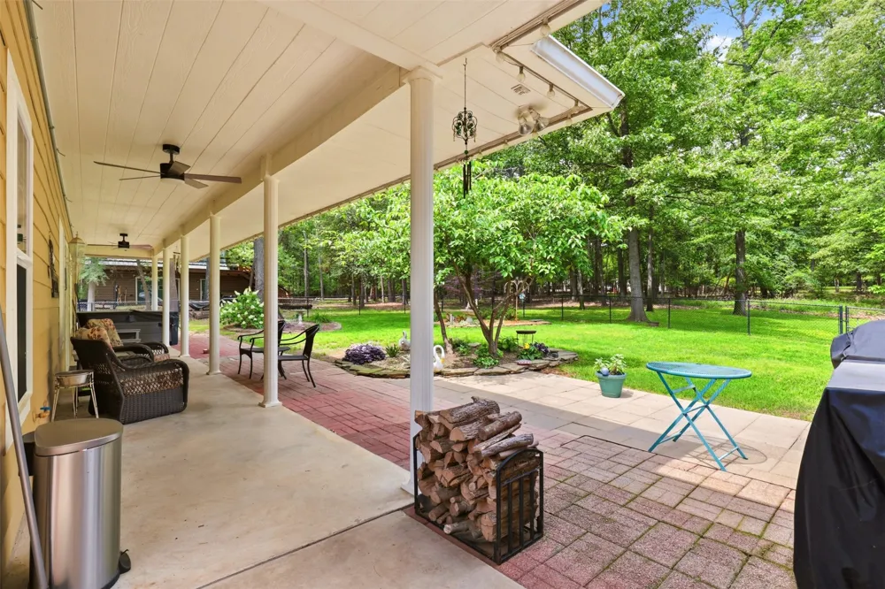 302 King Shore Boulevard Scroggins, TX 75480