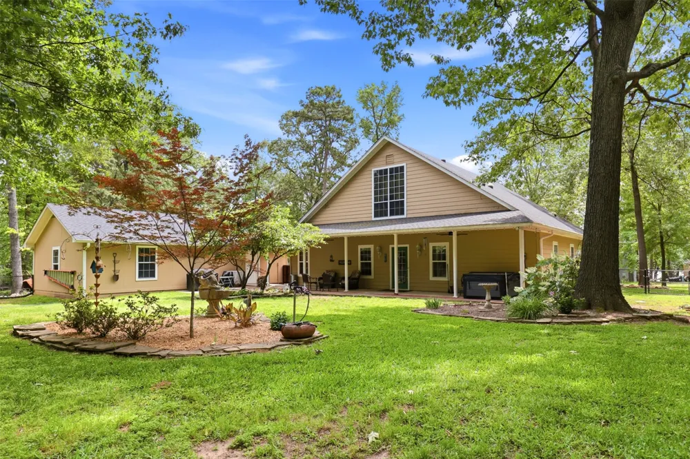 302 King Shore Boulevard Scroggins, TX 75480