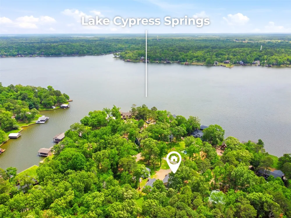 302 King Shore Boulevard Scroggins, TX 75480