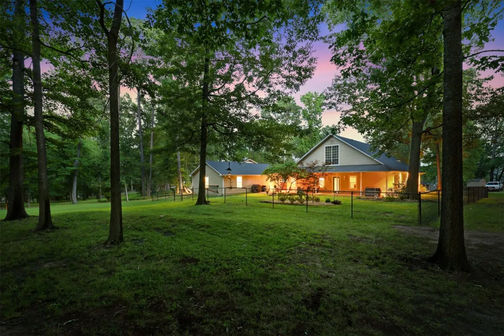 302 King Shore Boulevard Scroggins, TX 75480