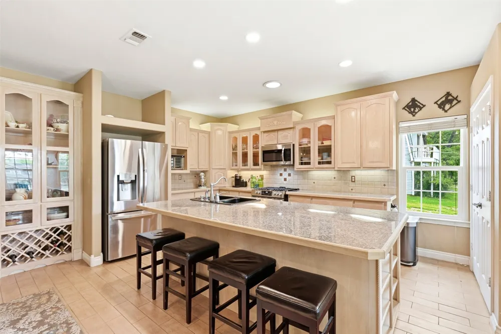 302 King Shore Boulevard Scroggins, TX 75480