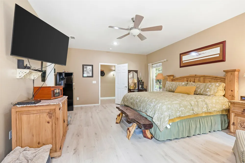 302 King Shore Boulevard Scroggins, TX 75480