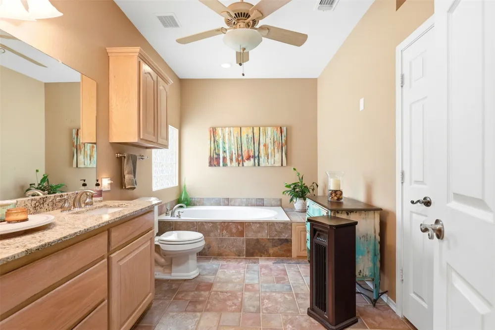 302 King Shore Boulevard Scroggins, TX 75480