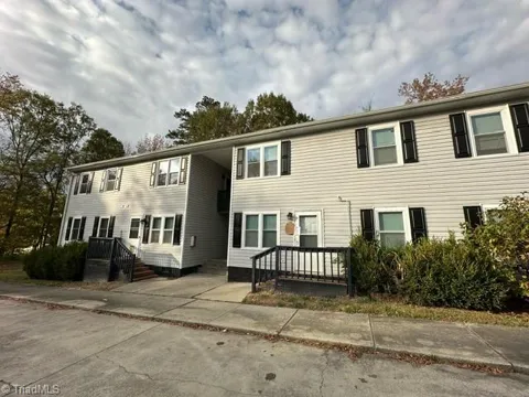 1613 Mcpherson Street #D