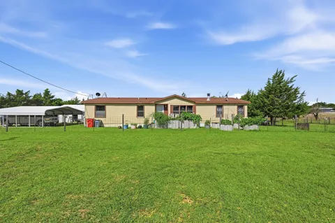 872 County Road 4244