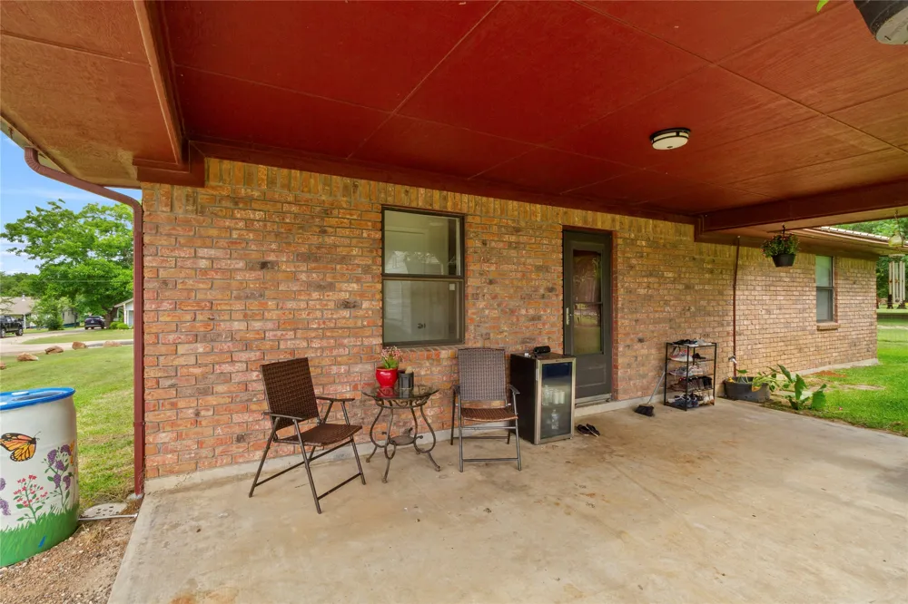 110 Avenue D Wortham, TX 76693