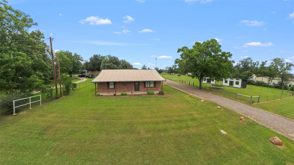 110 Avenue D Wortham, TX 76693
