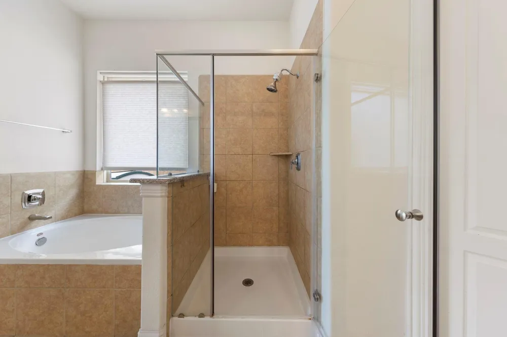 10235 S Goshawk Trail Conroe, TX 77385