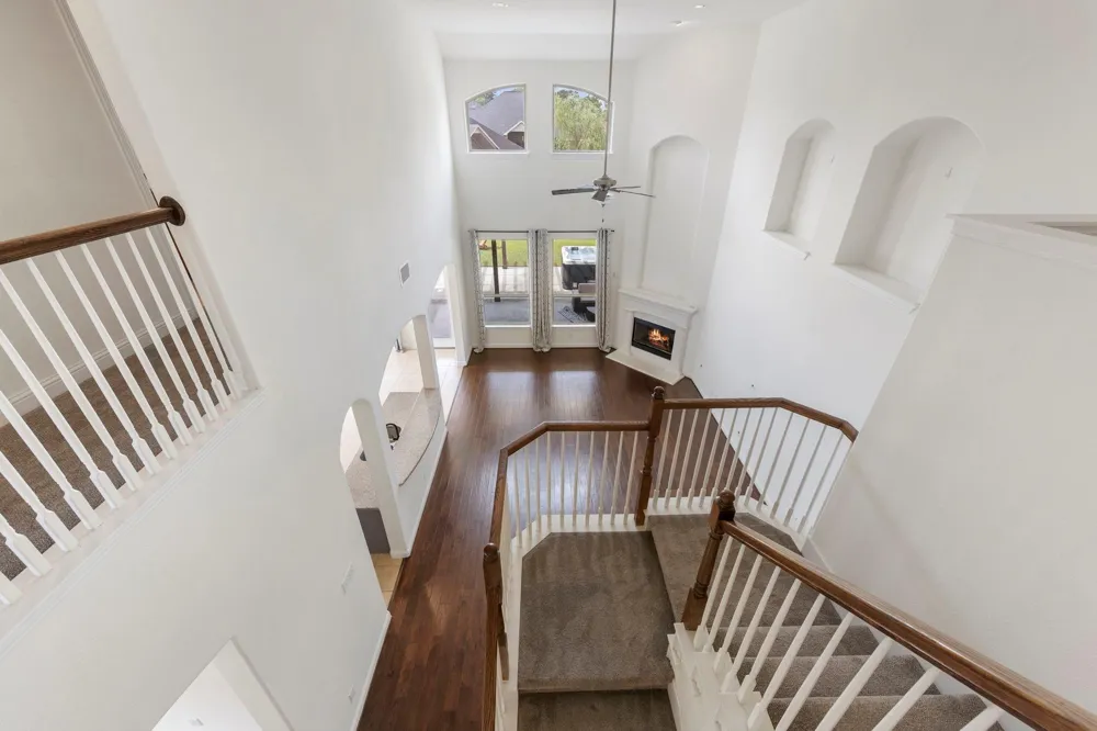 10235 S Goshawk Trail Conroe, TX 77385