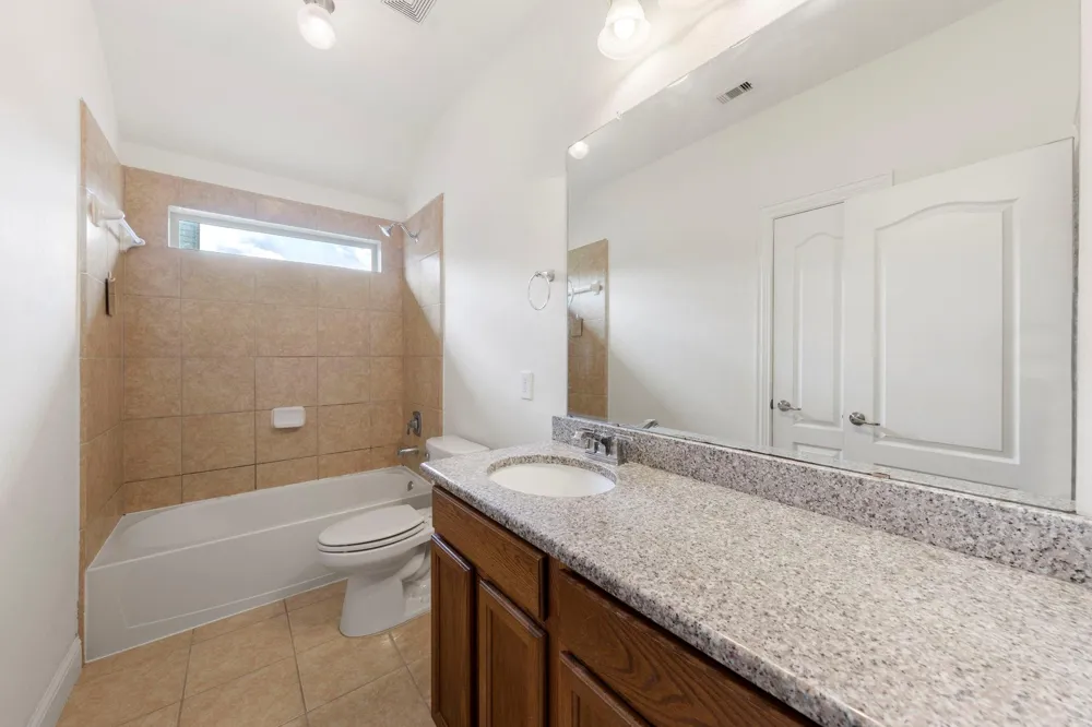 10235 S Goshawk Trail Conroe, TX 77385