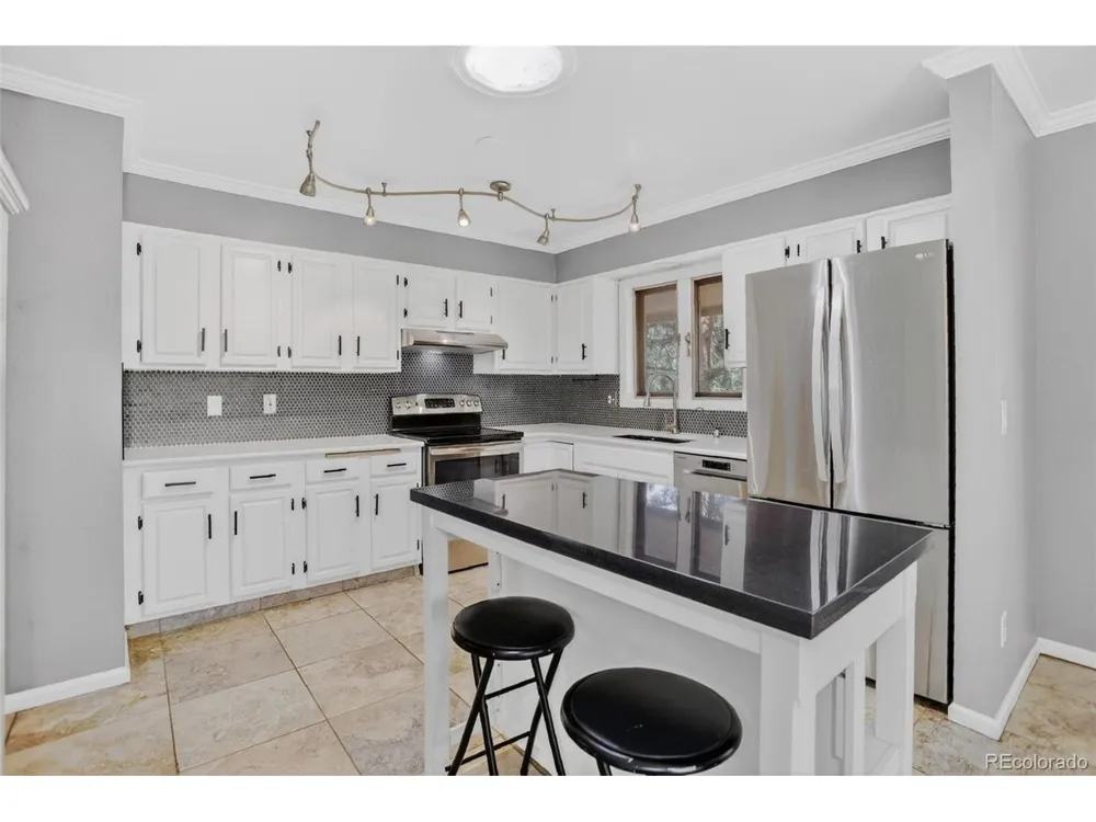 6417 High Drive Morrison, CO 80465