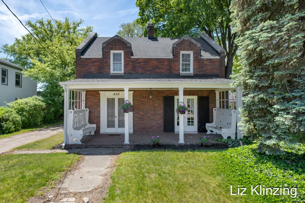 450 Burton Street SE Grand Rapids, MI 49507