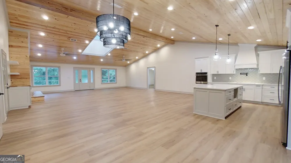 101 Sandy Creek LN Thomasville, GA 31757