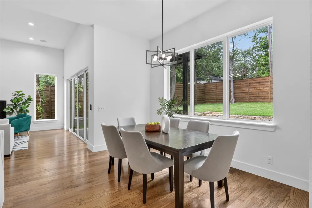 1727 Ramsey Dallas, TX 75216