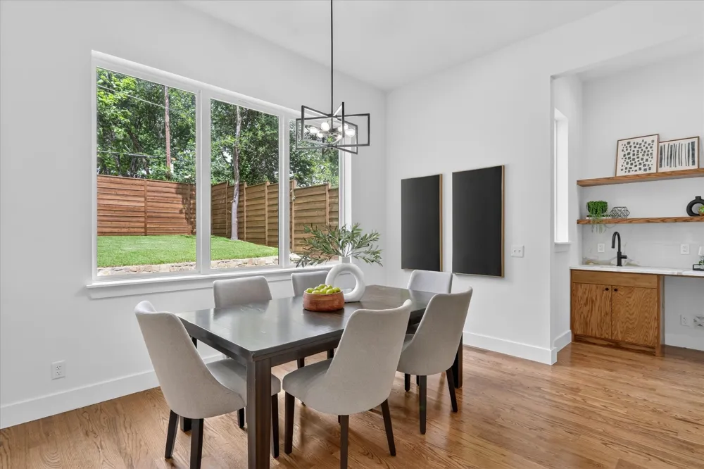 1727 Ramsey Dallas, TX 75216